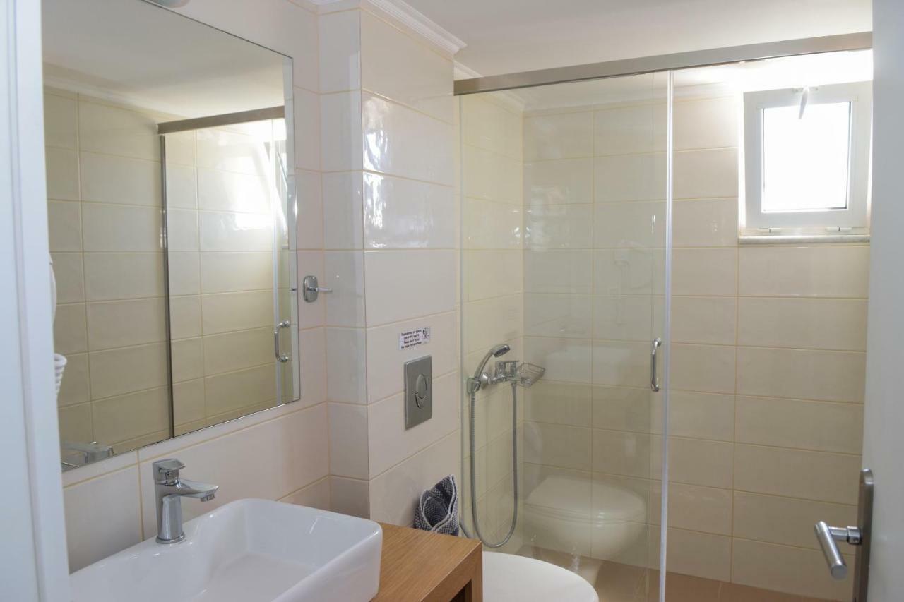Mithos Premium Aparthotel