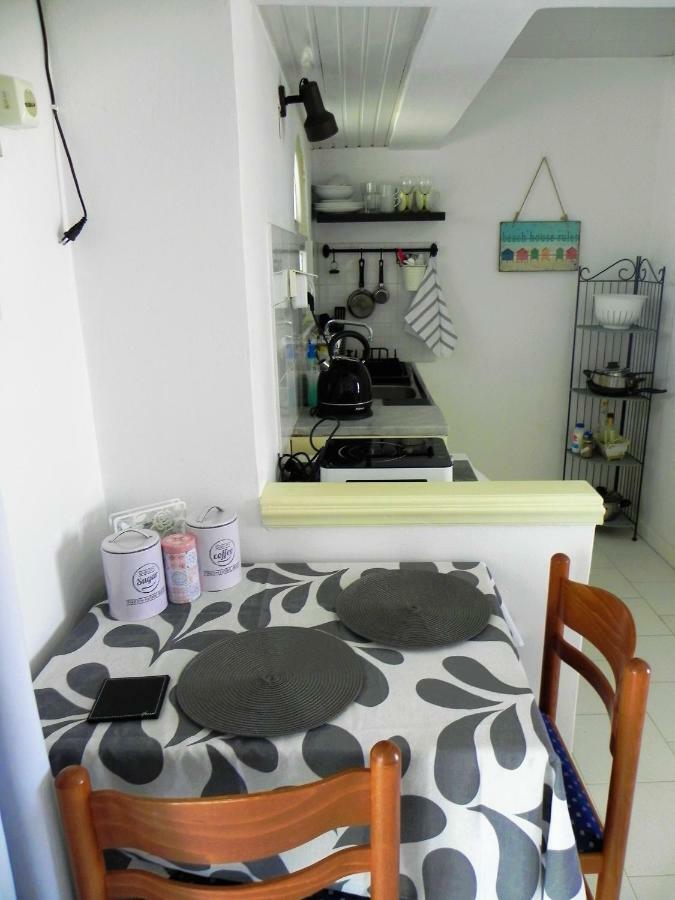 Explorer's Rest Apartment Argassi