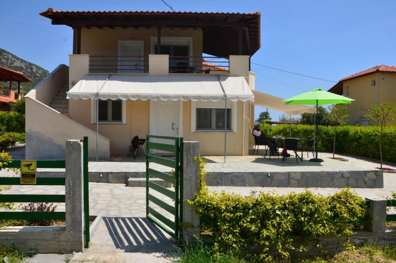 Sunshine Villa *
