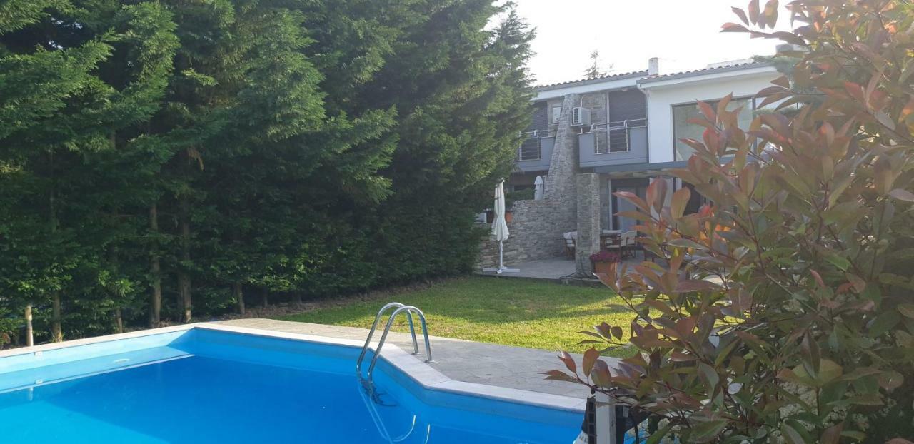 Sunny Sani Luxury Villas