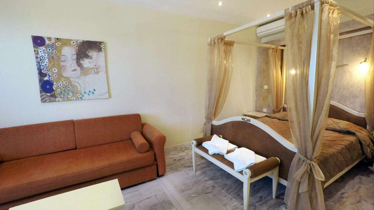 Aparthotel Mouse Island 3*