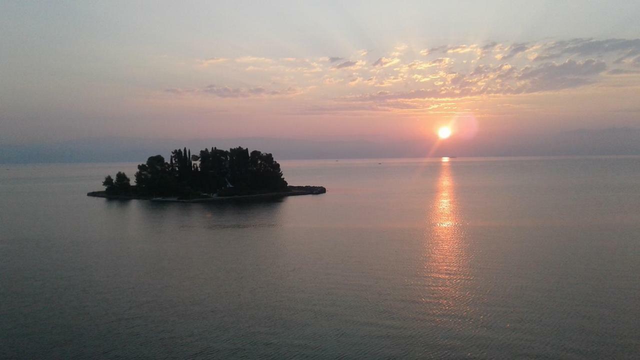 Aparthotel Mouse Island 3*