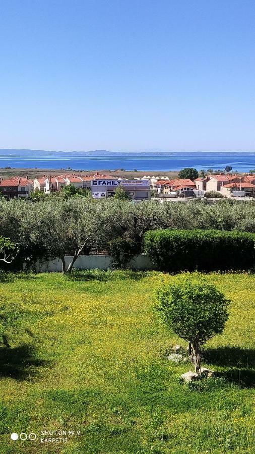 Apartment Karpetis A Paradise *