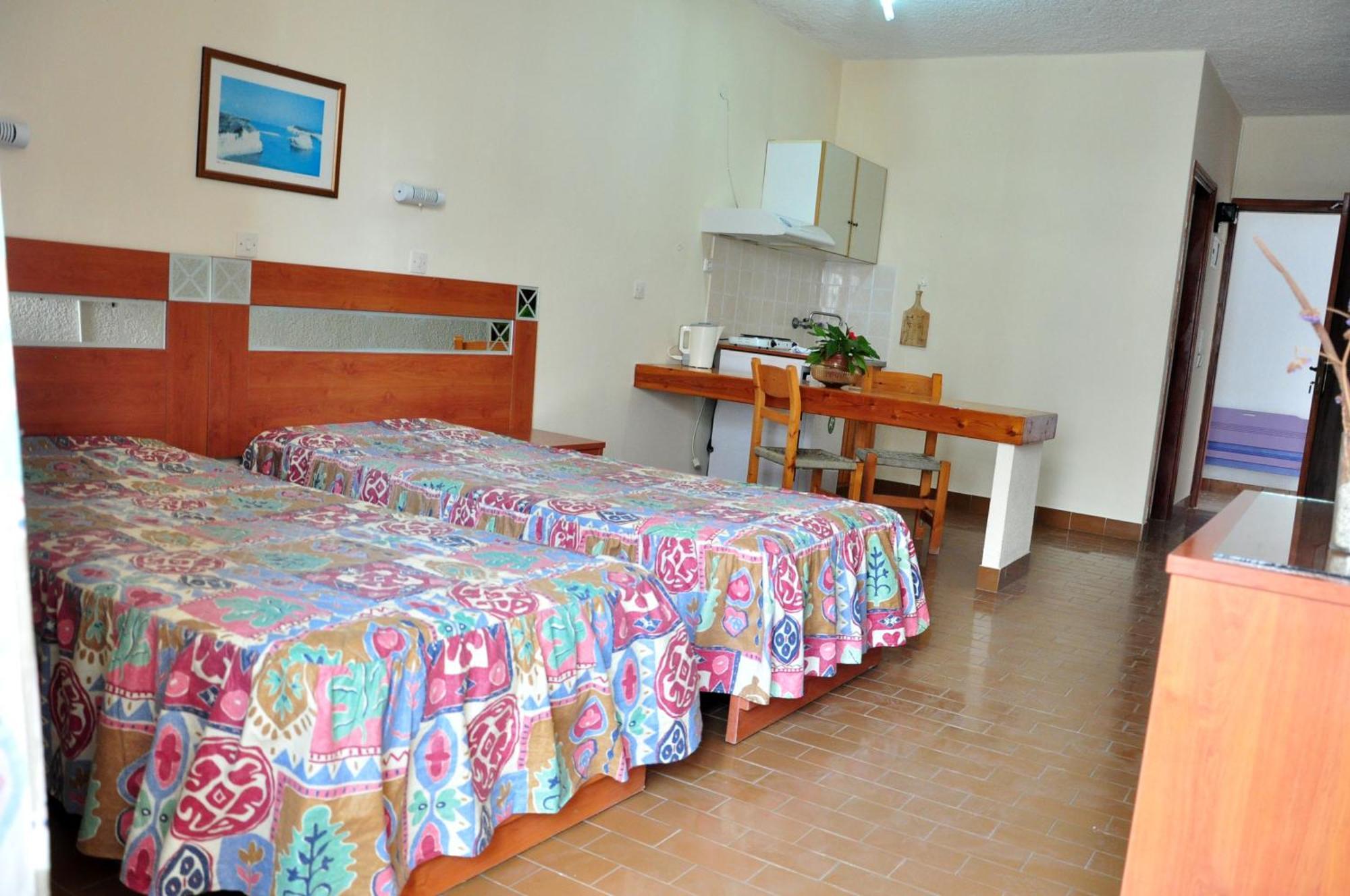 Mamouzelos Aparthotel 2*