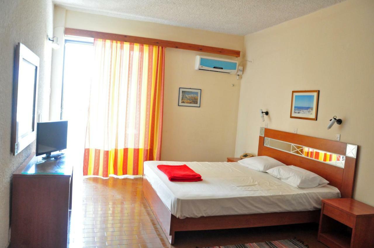 Mamouzelos Aparthotel