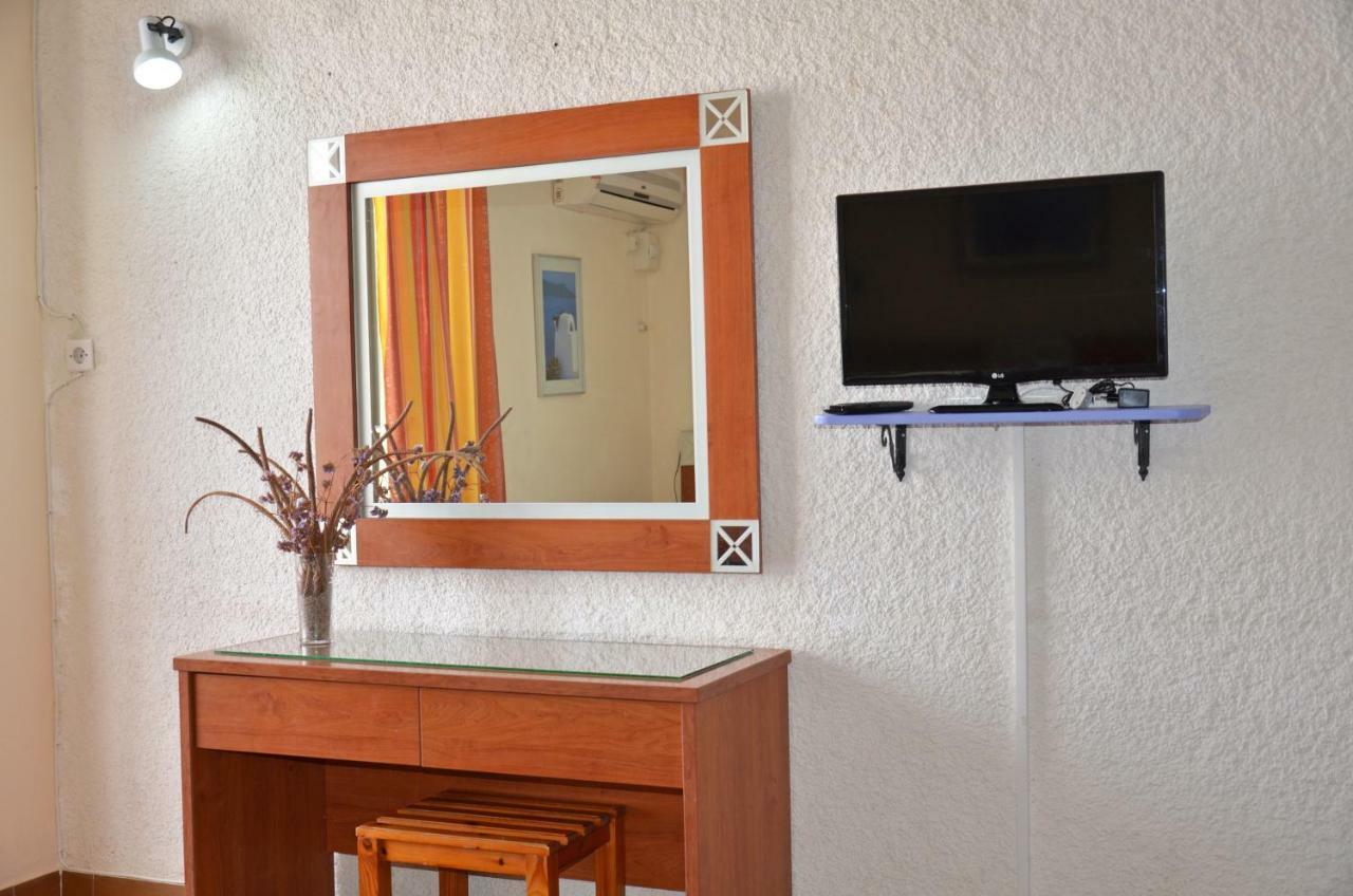 Aparthotel Mamouzelos 2*