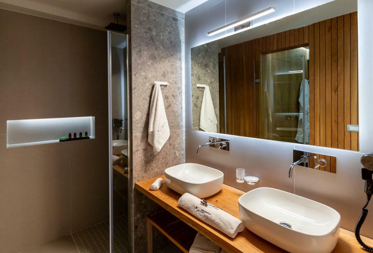 Messinian Icon & Hotel
