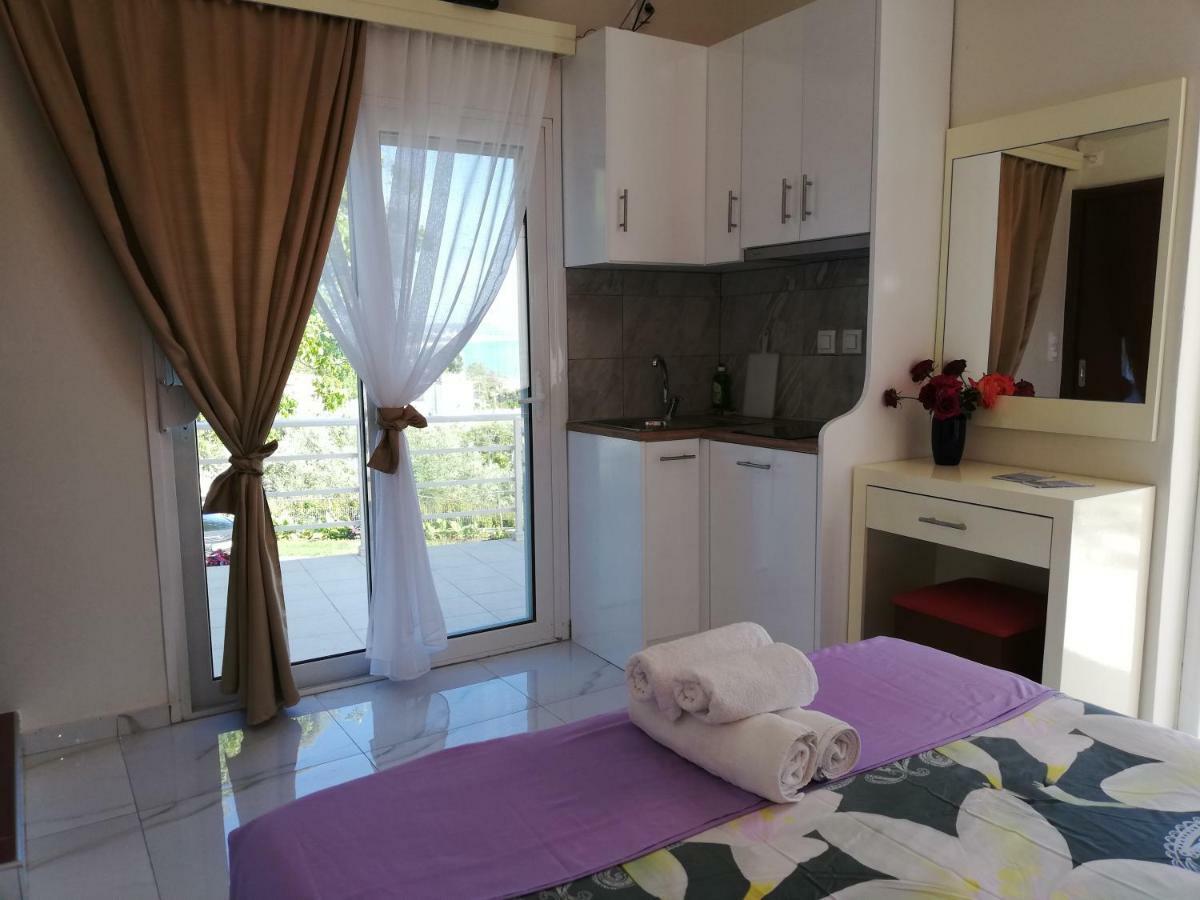 Guest house Spiros Kastrosikia
