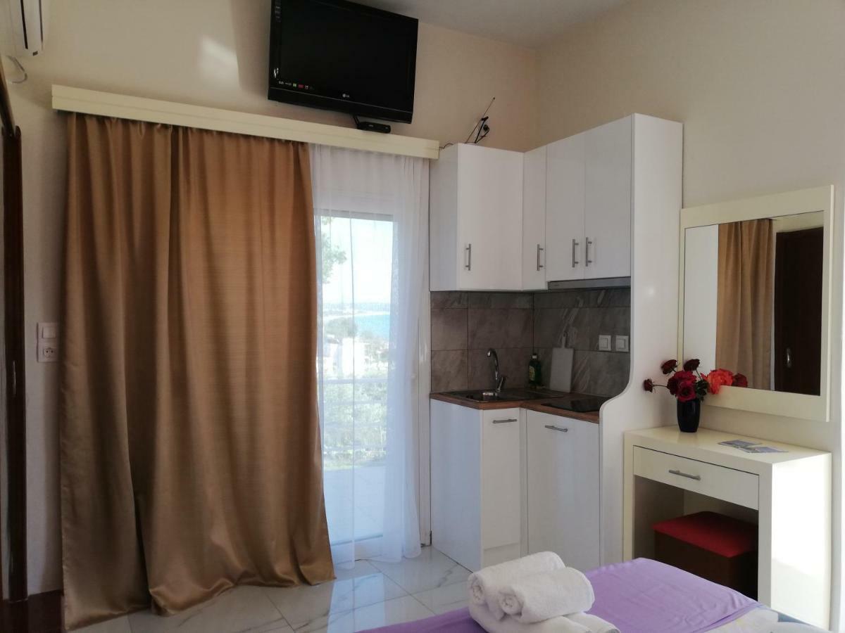 Guest house Spiros 2*