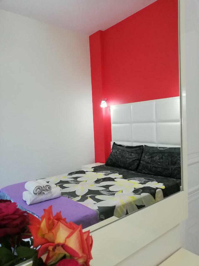 Spiros Guest house