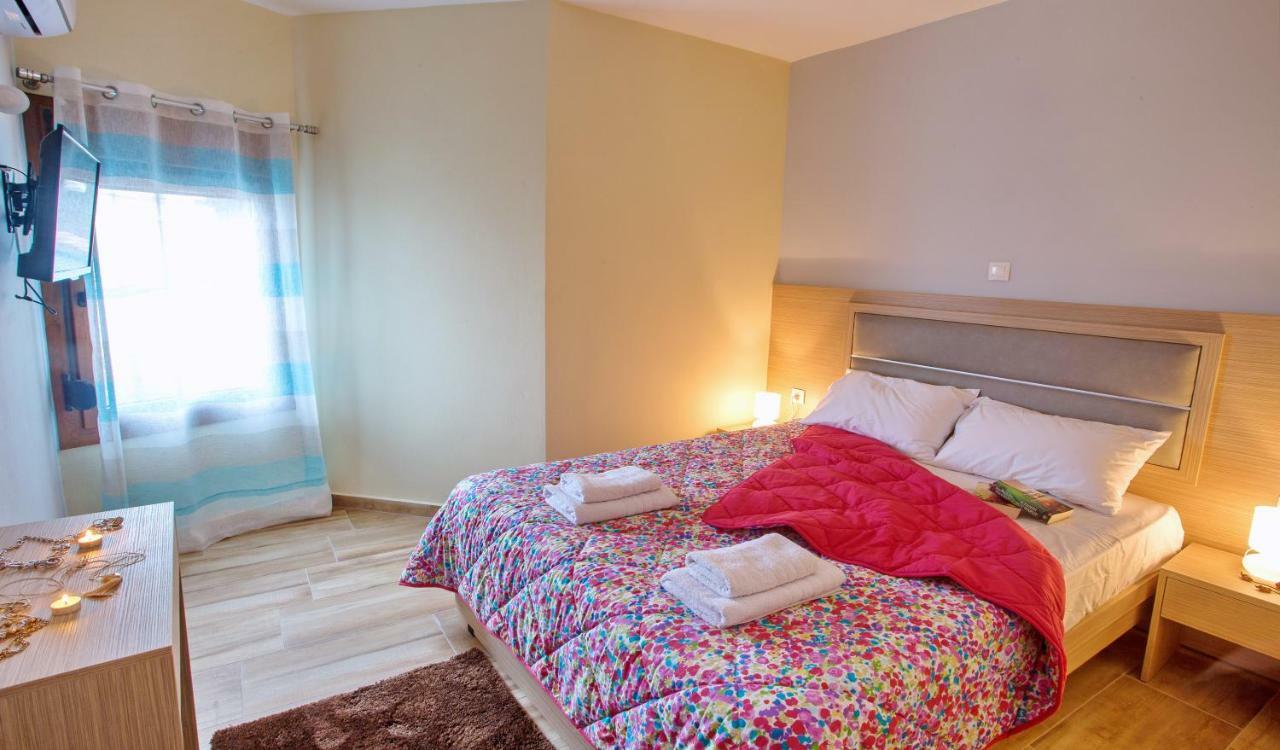 Rent House Karavi