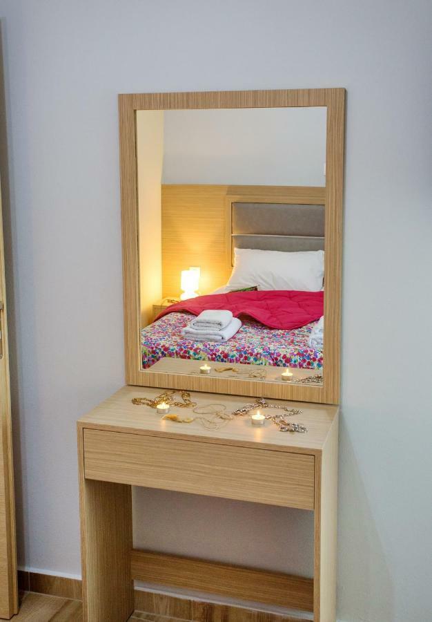 Guest house Rent House Karavi *