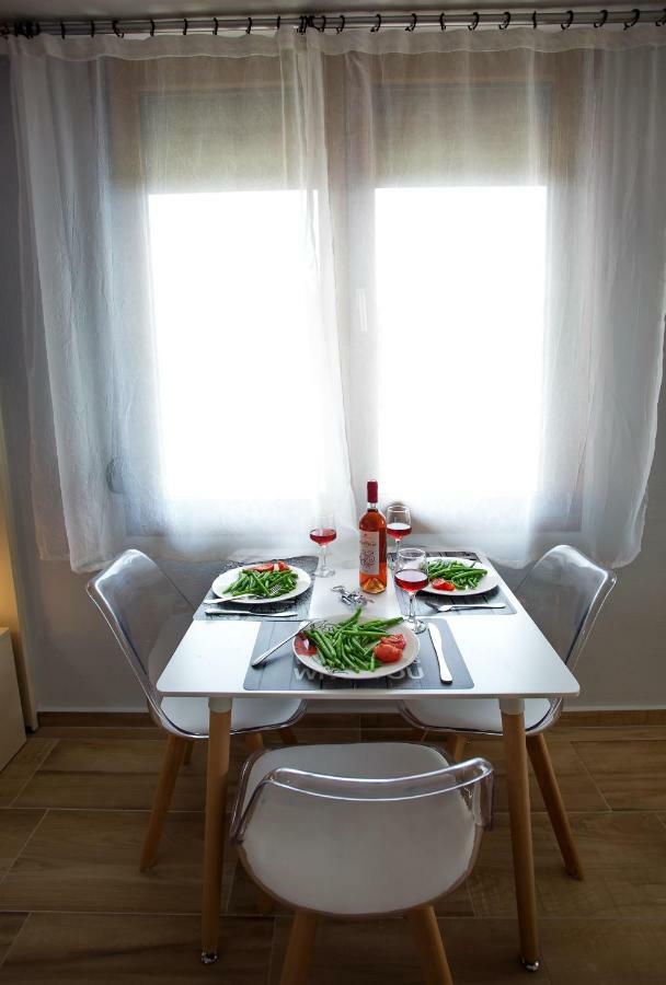 Rent House Karavi Guest house *