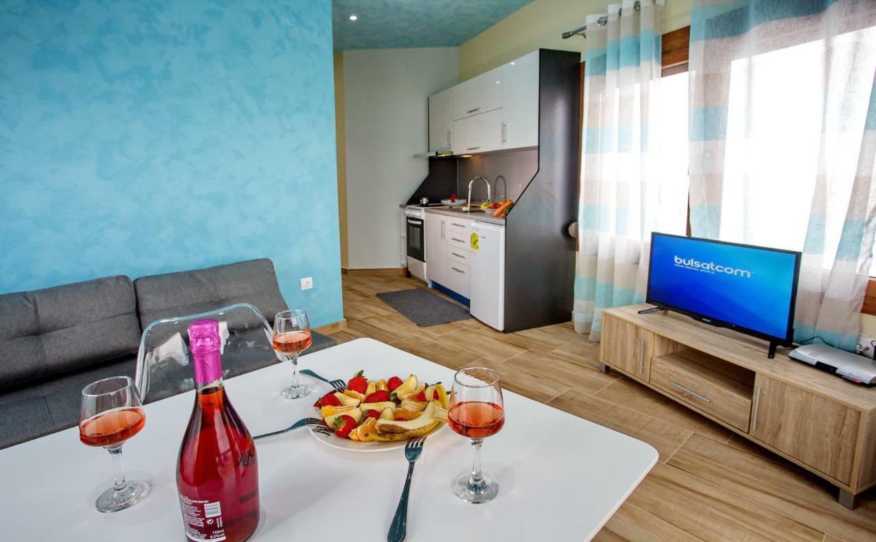 Rent House Karavi