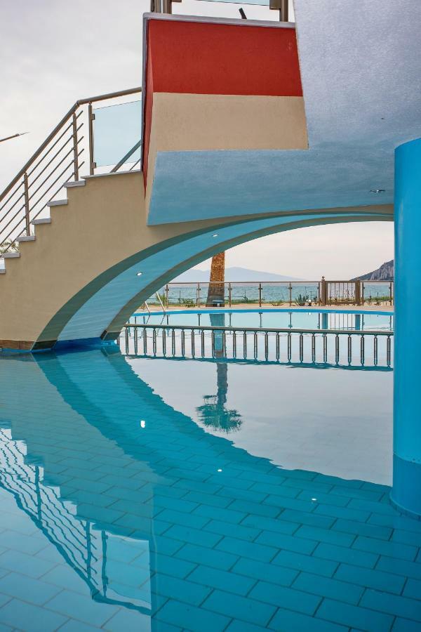 Guest house Rent House Karavi