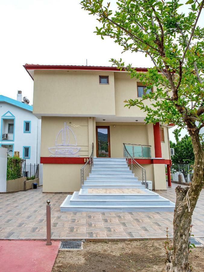 Rent House Karavi Guest house Nea Iraklitsa