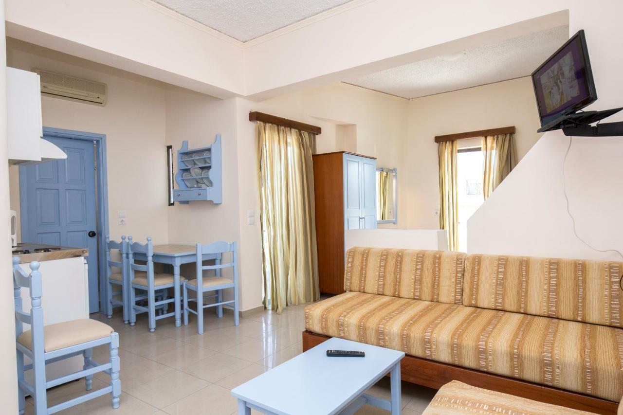 Aparthotel Mandy 2*