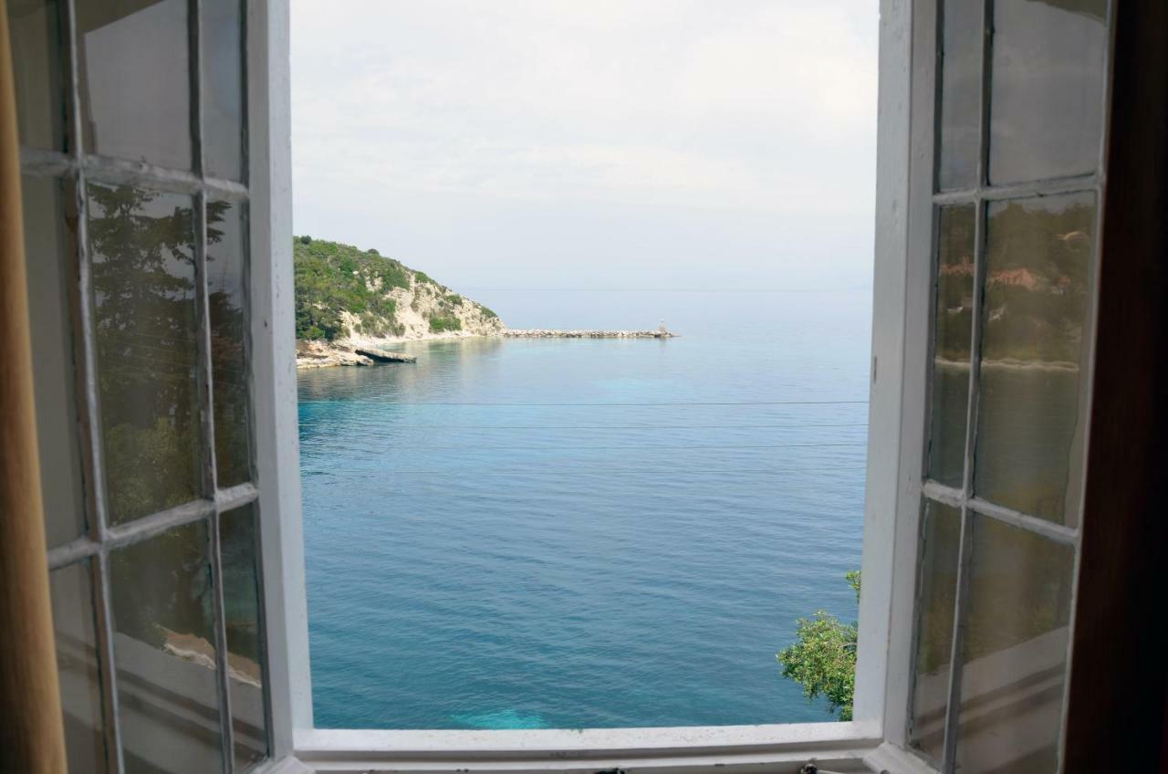 Stemar * Longos (Paxos)