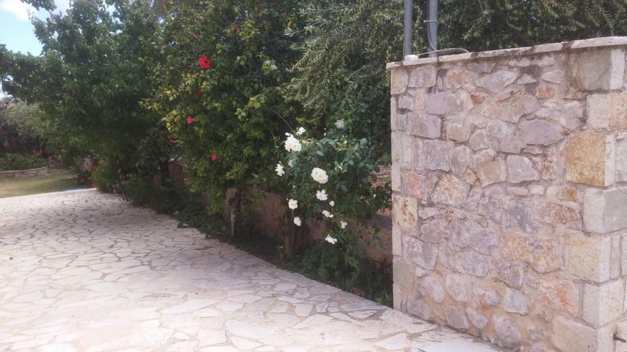 Aparthotel Patelis Poulithra