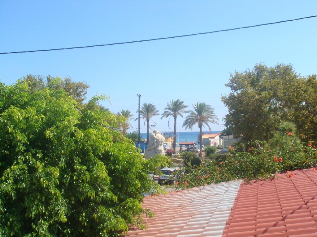 Omiros Guest house