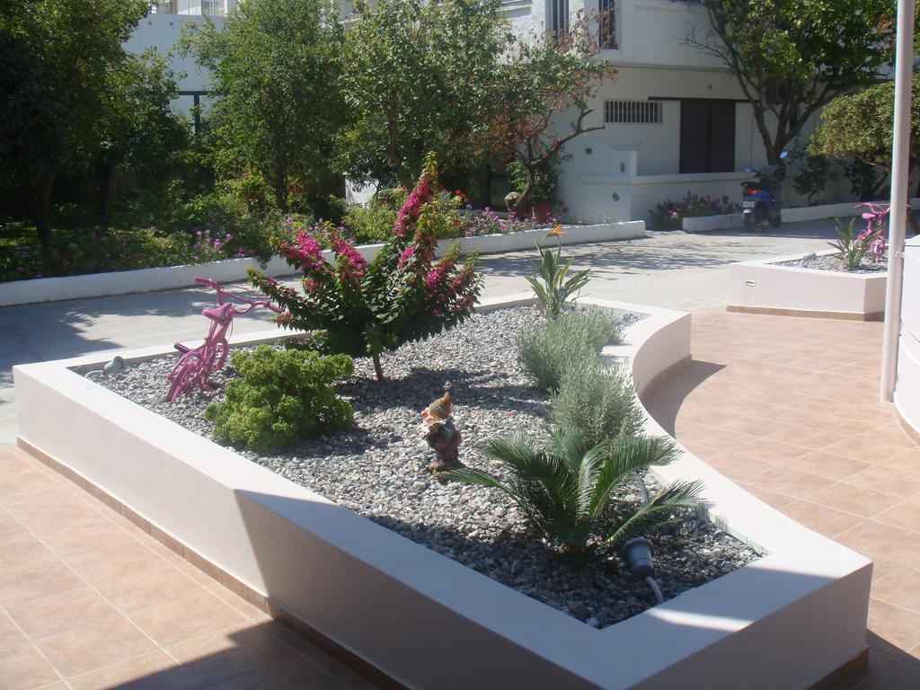 Guest house Omiros