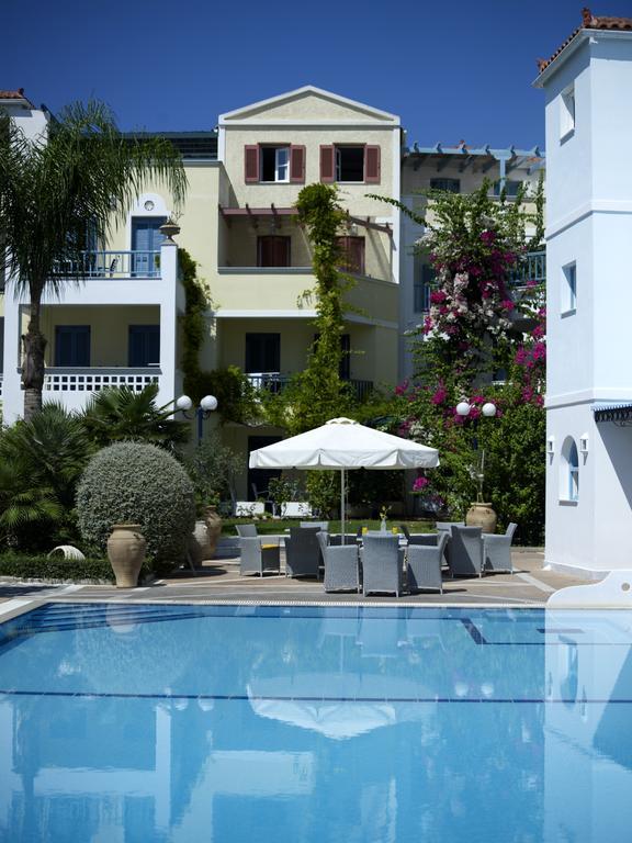 Nikis Village Aparthotel