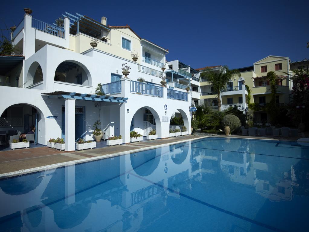 Nikis Village Poros Town