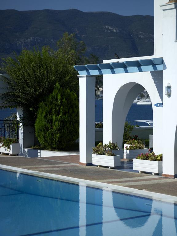 Nikis Village Aparthotel