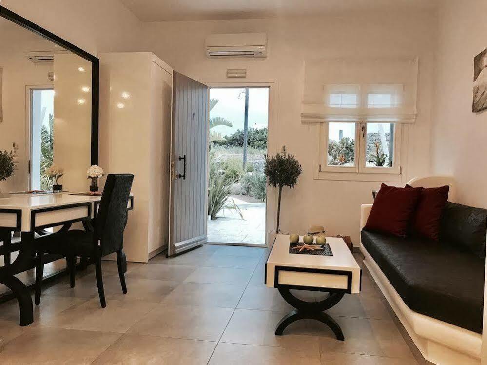 Queen Boutique Mykonos Town