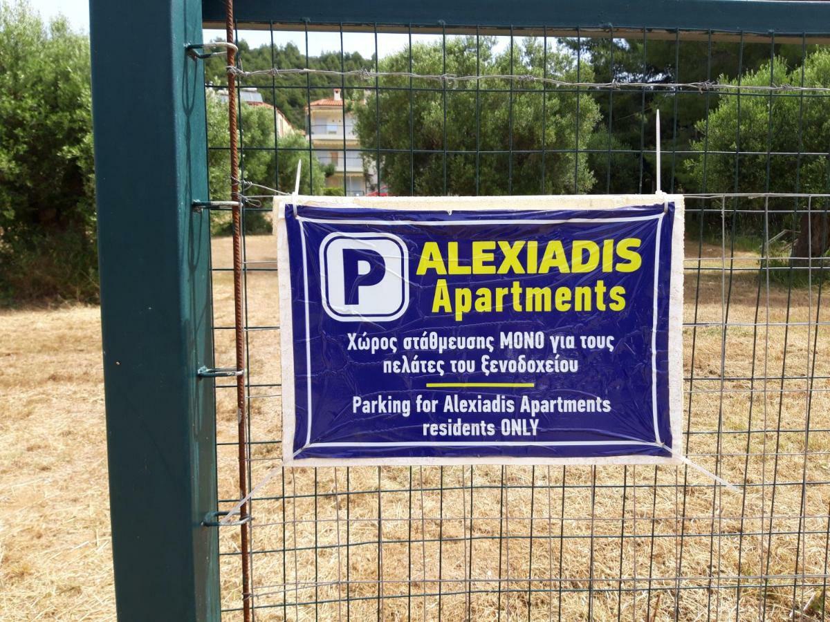 Alexiadis *