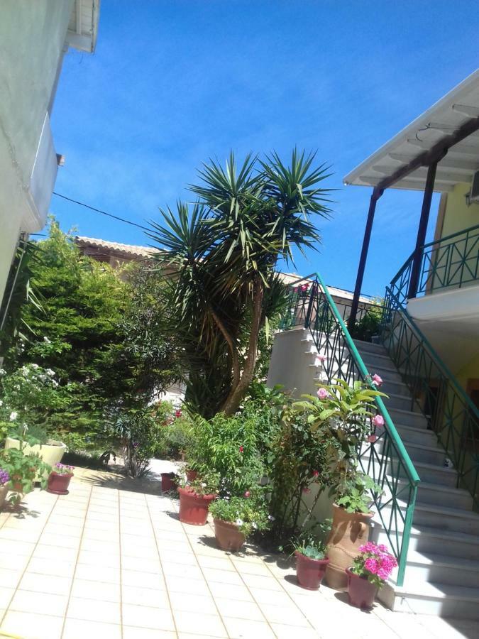 Lenia 2* Kalamitsi (Lefkada)