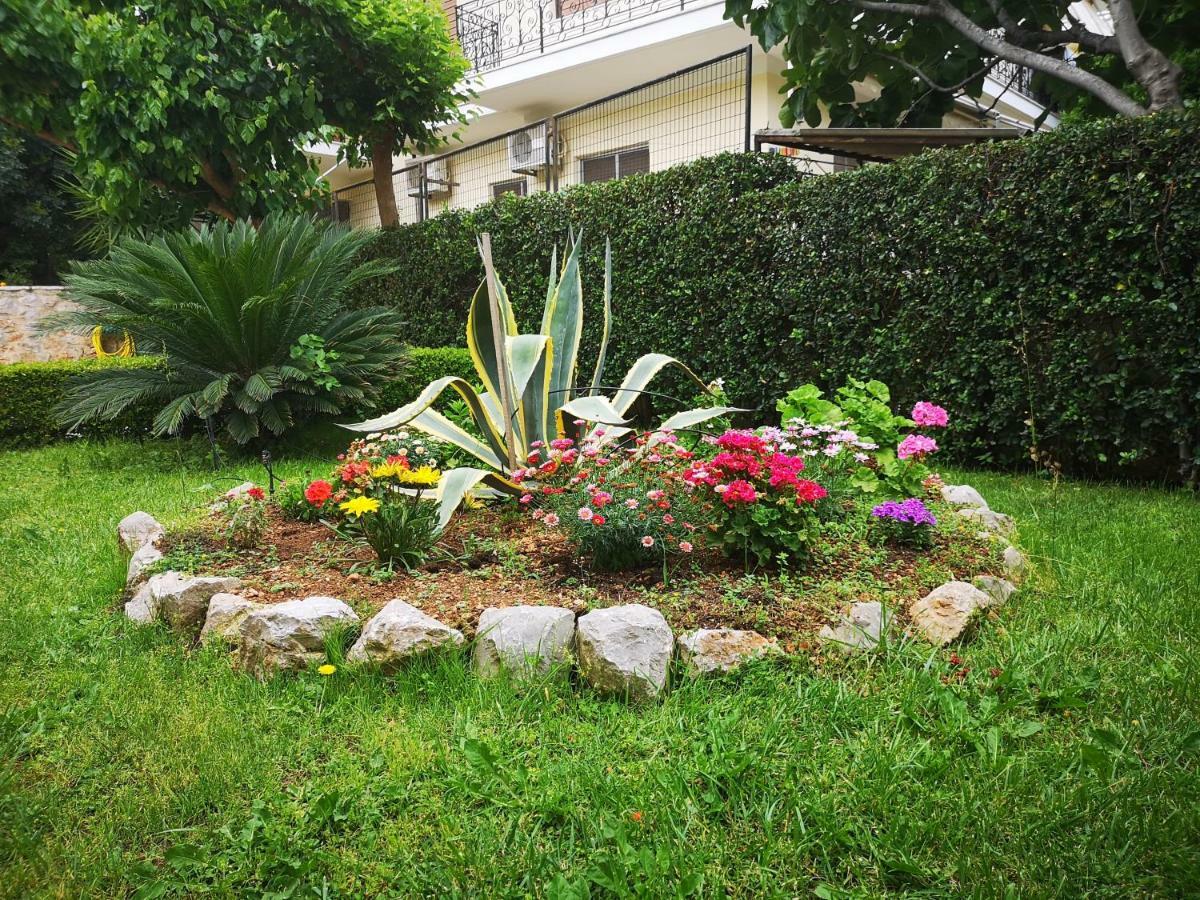 Aparthotel Patelis Poulithra