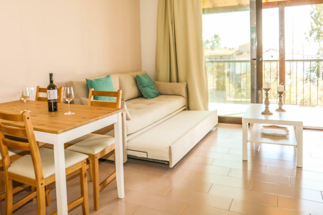 Golden Evelyn Aparthotel