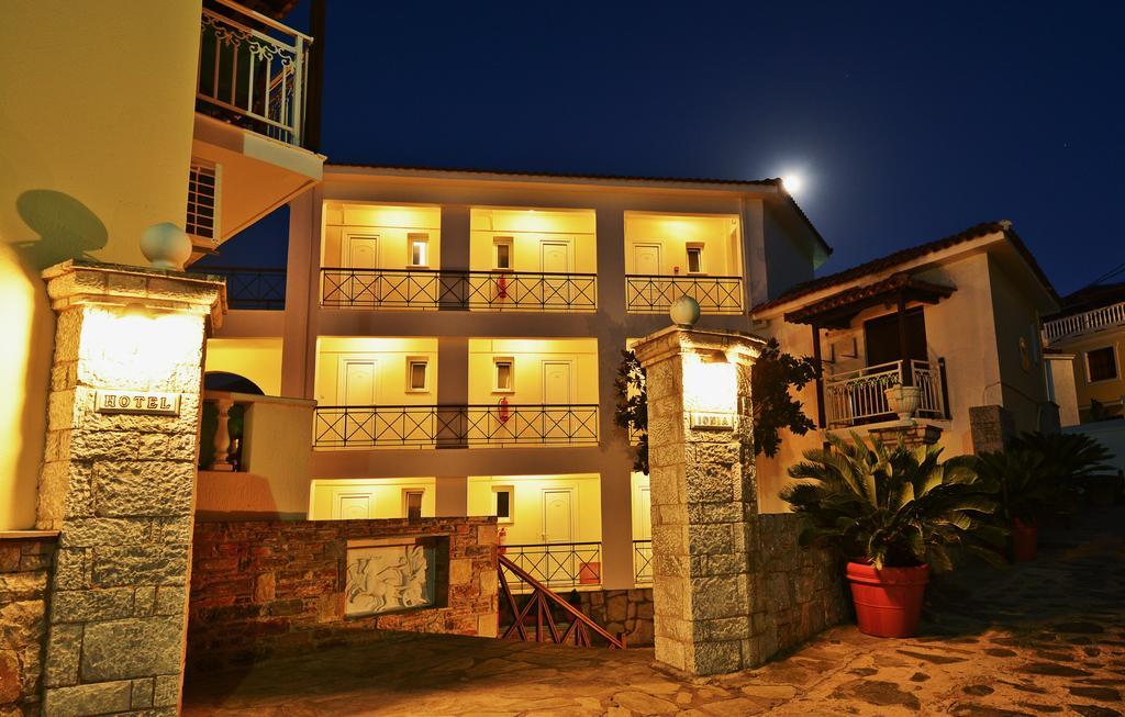 Hotel Ionia 2*