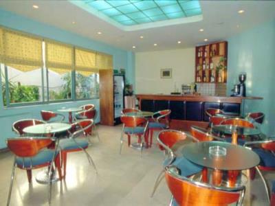 Apollo Hotel