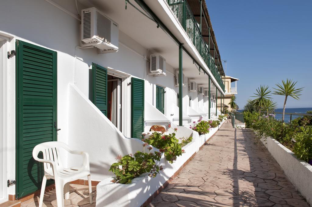 Apollon Corfu 2*