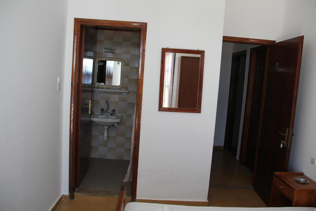 Aparthotel Stavris 2*