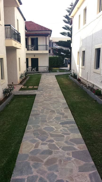 Corifo Village 3*