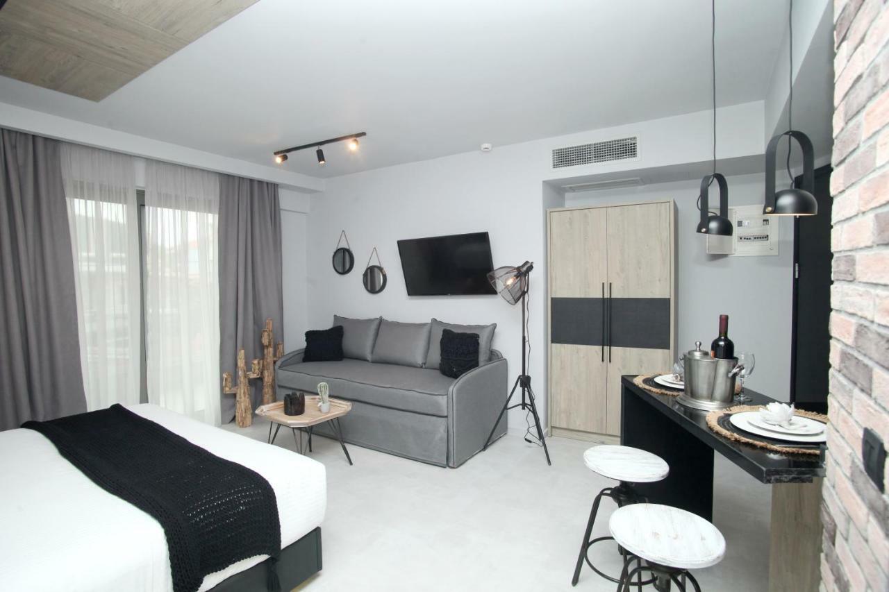 Athinais Luxury * Hanioti