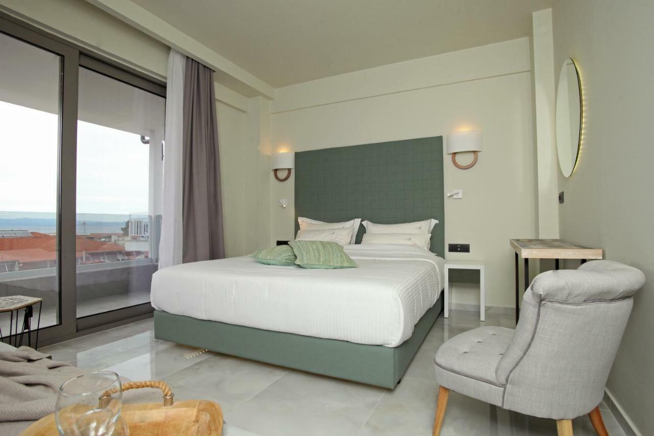 Athinais Luxury Hotel
