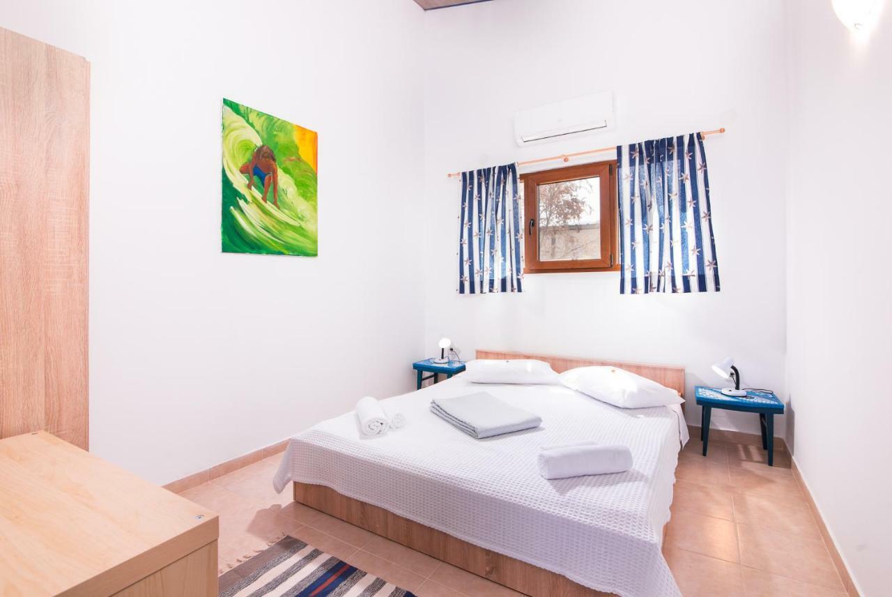 Blue Breeze Aparthotel