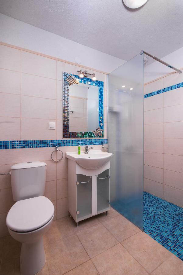 Blue Breeze Aparthotel *