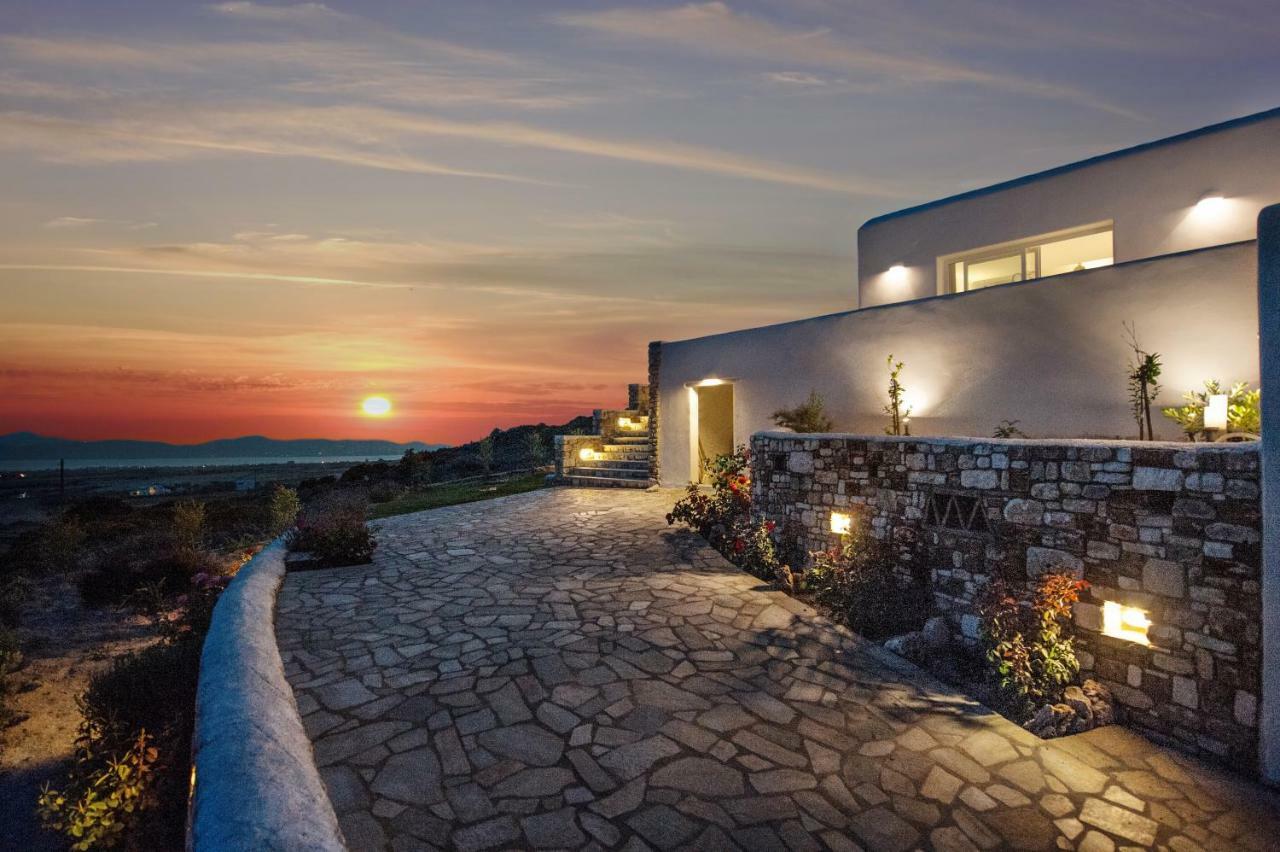Sunset Villa