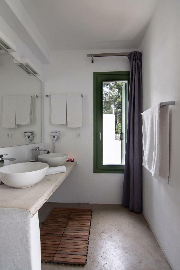 Guest house Utopia Suites *
