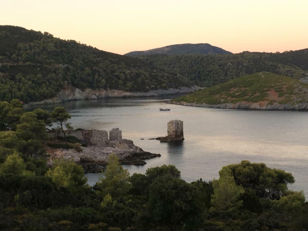 Utopia Suites Guest house Skyros