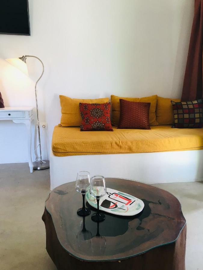 Utopia Suites Guest house