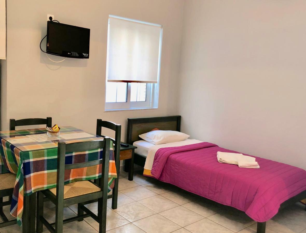 Golden Star Apartment *