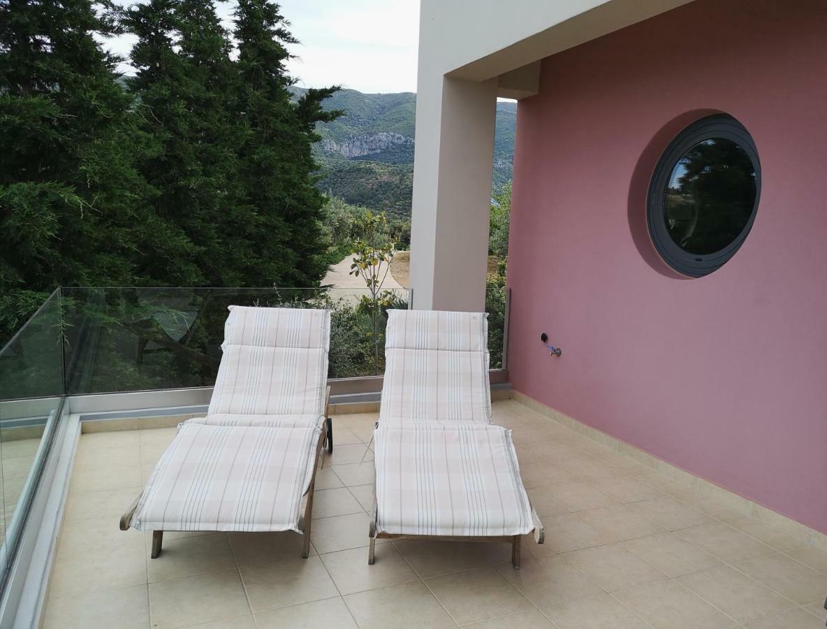 Villa Saronic Topview