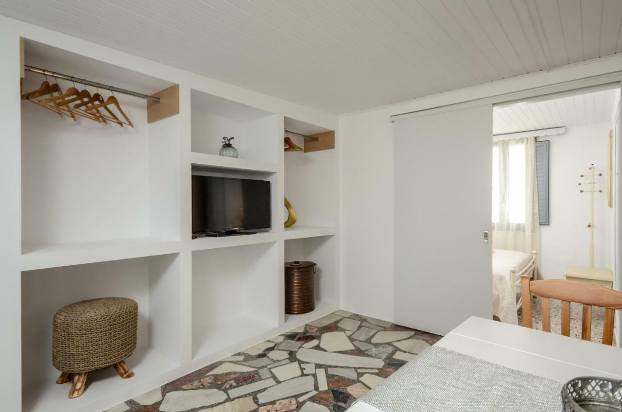 Center Houses Apartment