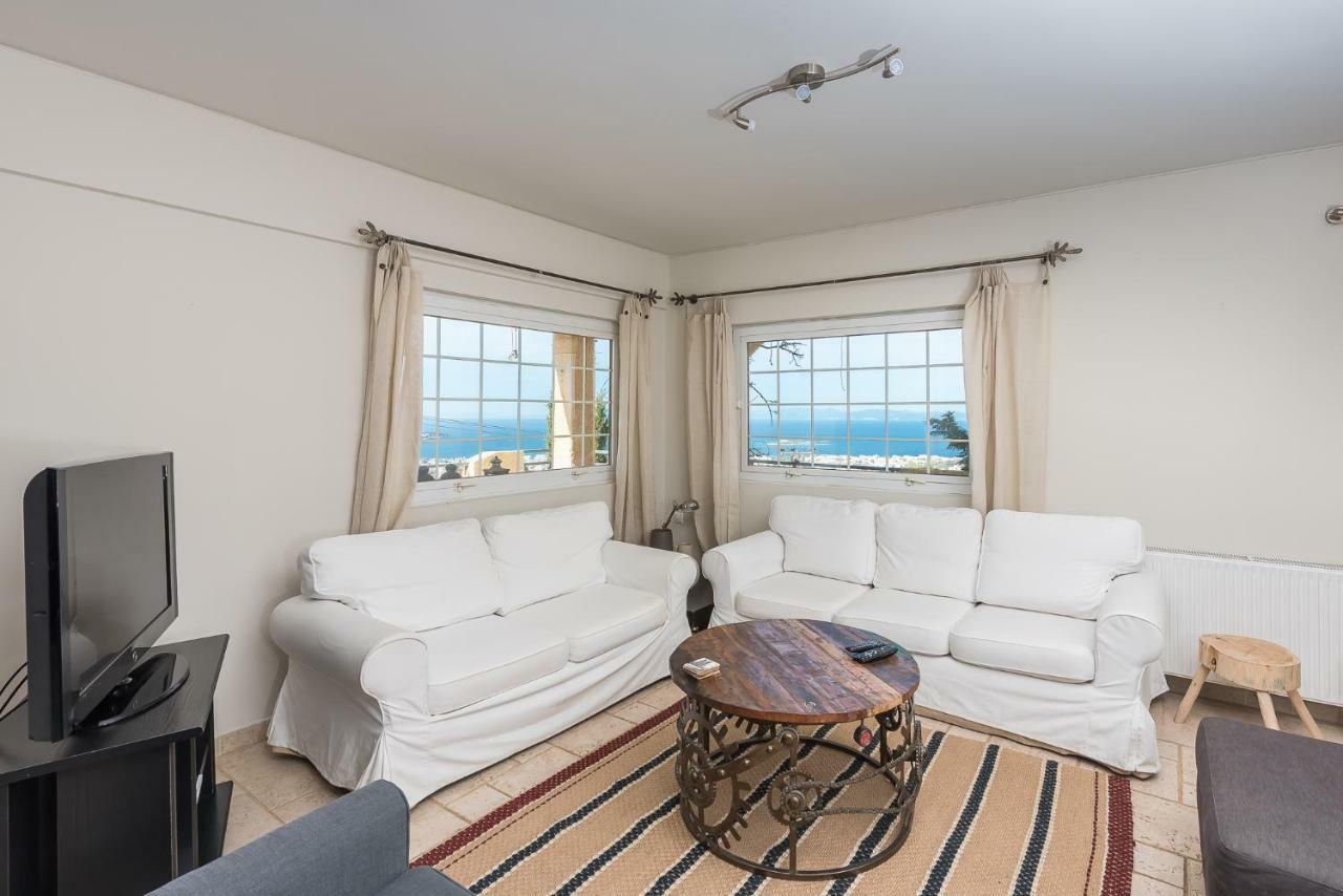 Villa With Sea View & Jacuzzi